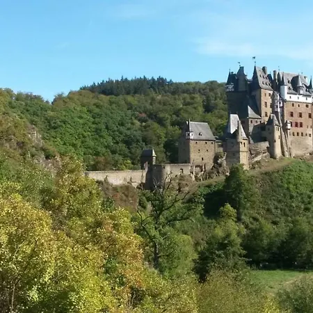 Ferienwohnung Edi Fischer Apartament Oberfell